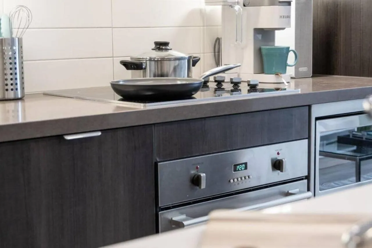 Villa Luxury Cn Tower View King Bed Balcony Free Park Toronto Casa vacanze